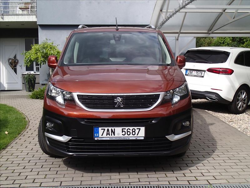 Peugeot Rifter 1,5 HDi, Active, ČR 2. Maj - fotka 2 z 35
