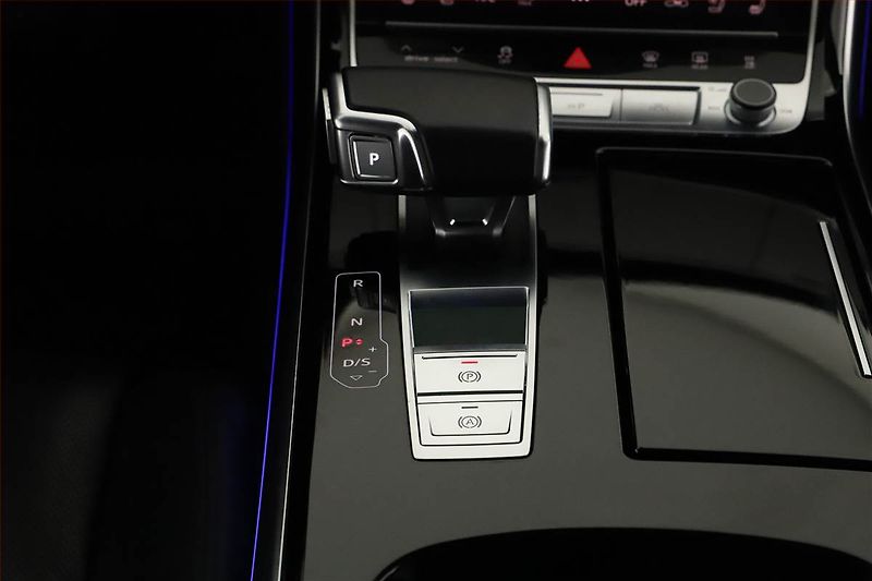 Audi A8 (2021) 60 TFSI - fotka 10 z 30