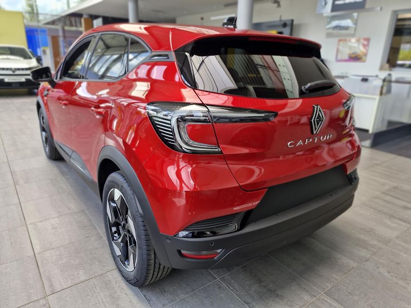 Renault Captur (2026) techno TCe 115     - fotka 3 z 12