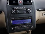 Volkswagen Touran (2011) 2.0 TDI, Automat, Xenony - náhled 10