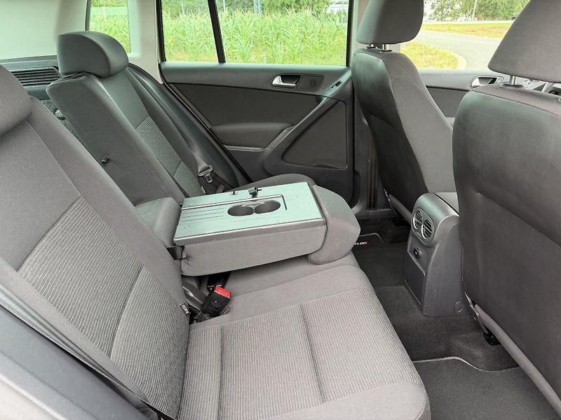 Volkswagen Tiguan 1.4 TSI *REZERVACE* - fotka 28 z 40