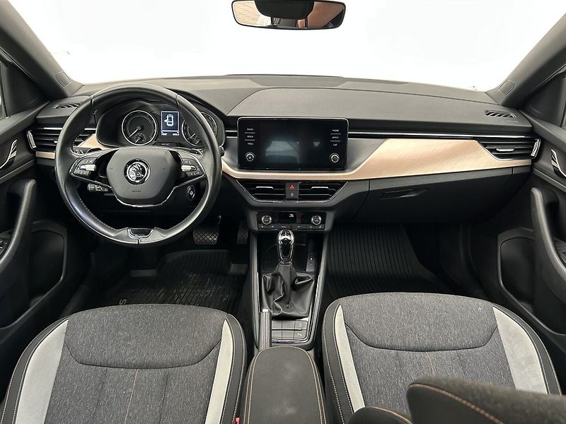 Škoda Scala 1.5 TSI Style Plus - fotka 5 z 29