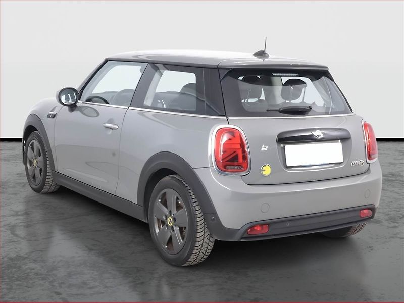 Mini Ostatní (2022) Cooper SE 32 kWh, SoH 96% - fotka 4 z 17