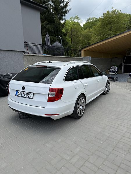Škoda Superb (2013)  Škoda Superb facelift  - fotka 3 z 19