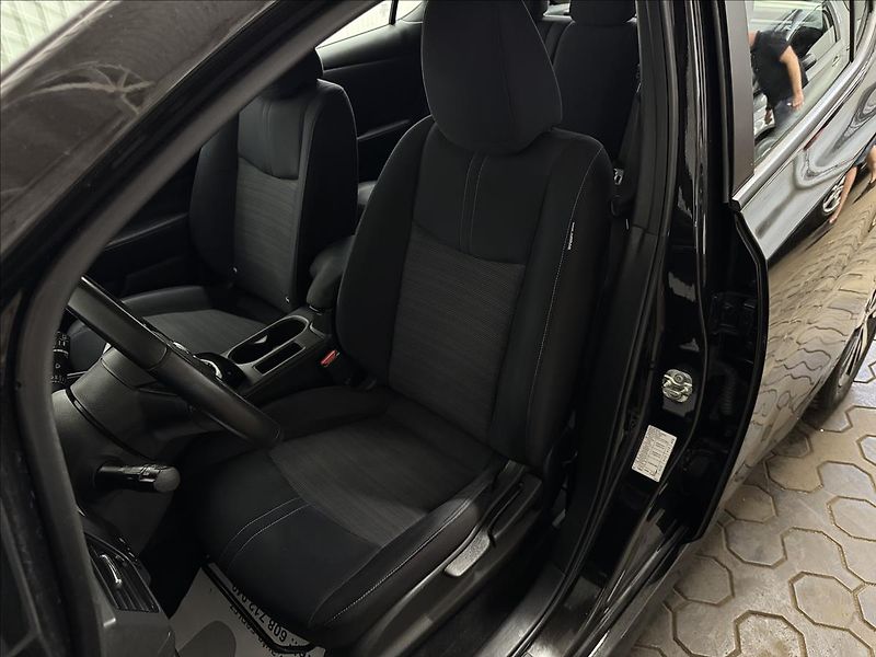 Nissan Leaf Electric drive 110kW Business - fotka 31 z 41