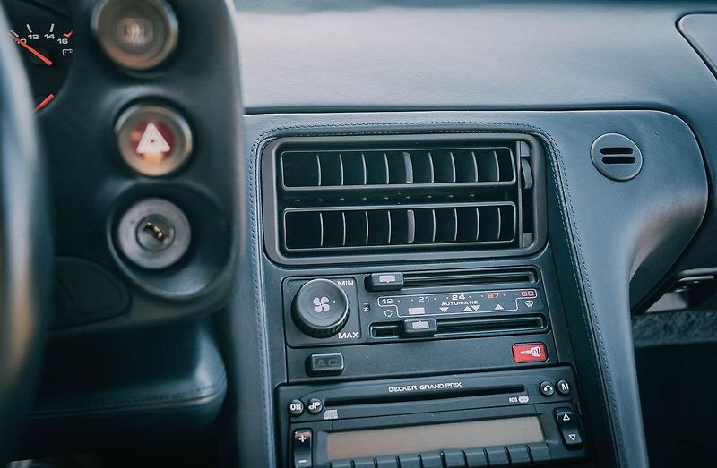 Porsche 928 (1992) GTS - fotka 41 z 65