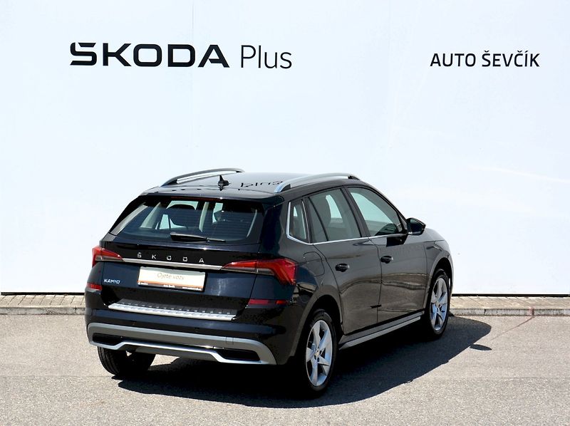 Škoda Kamiq (2021) 1.5 TSI 110 kW Style DSG 7 Aut - fotka 2 z 22