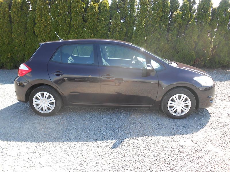 Toyota Auris 1.6VVTi,97KW,Tažné, Výhřev,CZ! - fotka 4 z 33