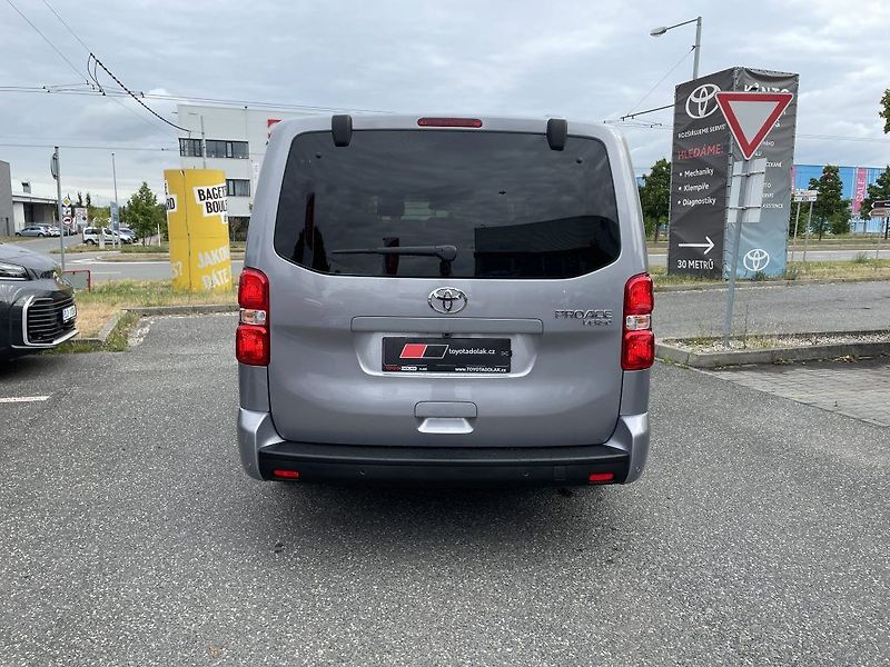 Toyota ProAce Verso 2.0D 6MT Family ODBĚR IHNED - fotka 4 z 28