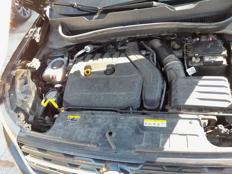 Volkswagen T-Cross (2021) 1,5 TSI DSG  - fotka 14 z 19