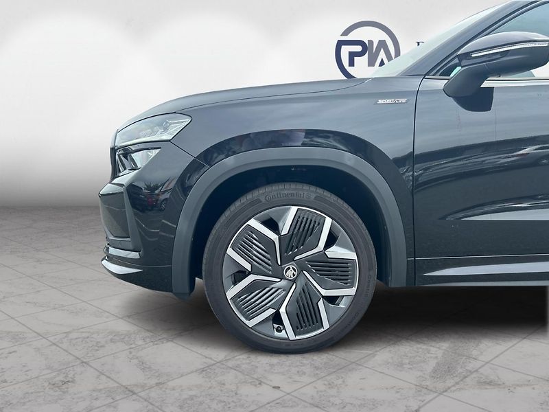 Škoda Kodiaq 2,0TDi 142kW SPORTLINE DSG 4x4 - fotka 8 z 22