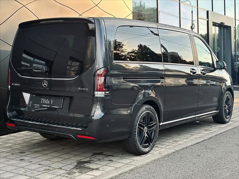 Mercedes-Benz Třídy V 2,0 300 d / Exclusive / L / 4M - fotka 20 z 21