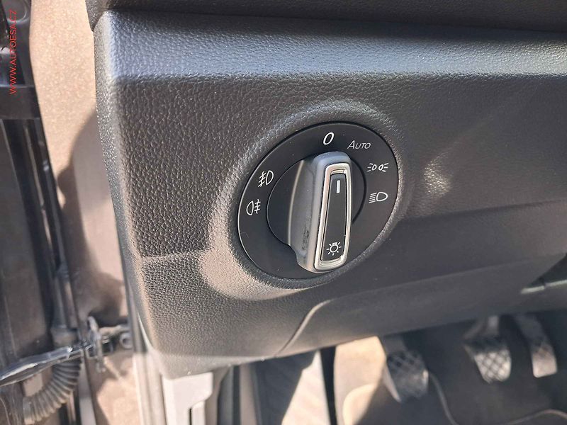 Volkswagen T-Roc (2018) 1.5 TSi, Comfortline, navi - fotka 15 z 18