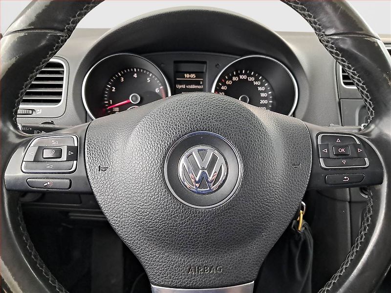 Volkswagen Golf (2009) 1.4 TSI, po STK, jezdí dobře - fotka 17 z 18