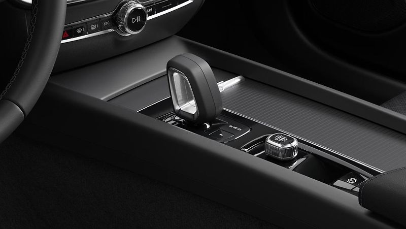 Volvo V60 (2026) B4 AUT CORE - fotka 13 z 13