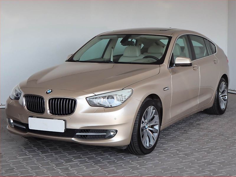 BMW Řada 5 (2010) 530d GT, Automat, Kůže, Navi - fotka 2 z 26