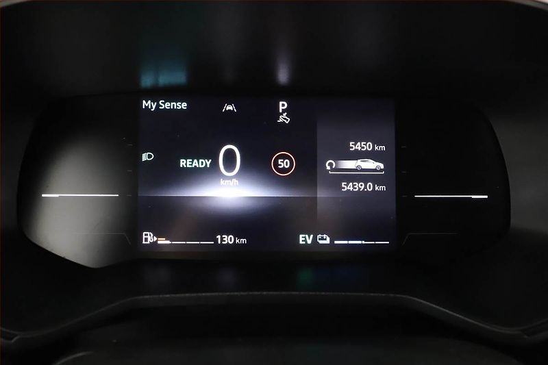 Renault Clio (2025) E-Tech Hybrid, Techno, Navigac - fotka 8 z 17