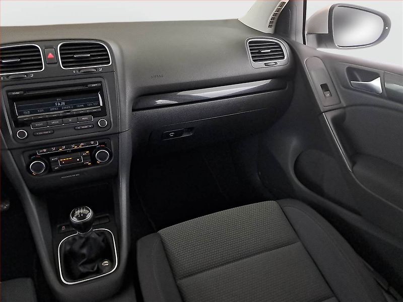 Volkswagen Golf (2012) Comfortline 1.2 TSI, Tempomat - fotka 8 z 16