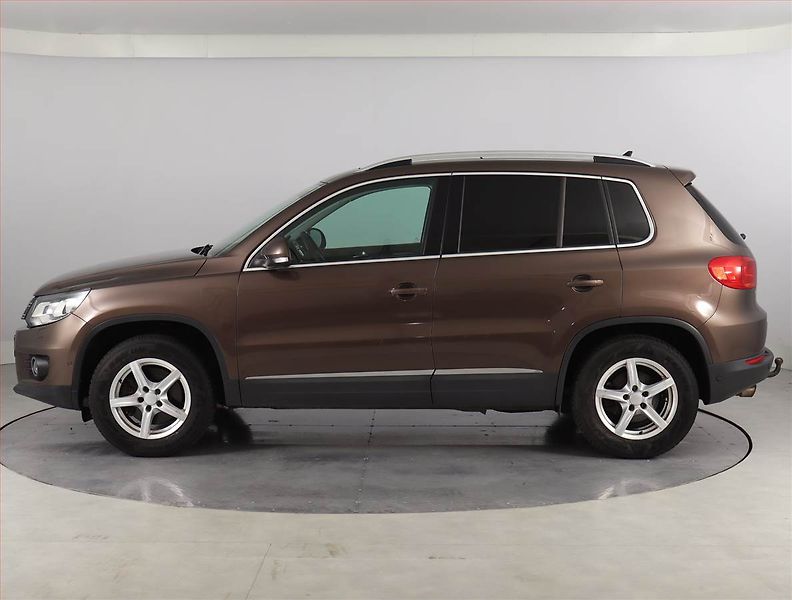 Volkswagen Tiguan (2012) Sport 2.0 TDI, 4X4, Automat - fotka 3 z 24