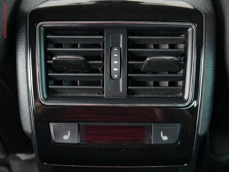 Škoda Superb (2022) 1.5 TSi, Style, LED, navi - fotka 29 z 29