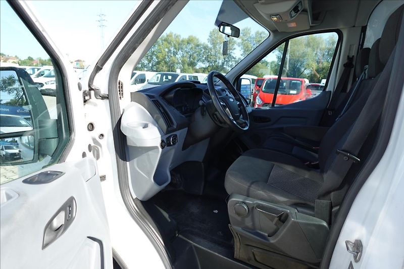 Ford Transit 2,2 TDCI  L3H2 9 MÍST BUS KLIM - fotka 21 z 37