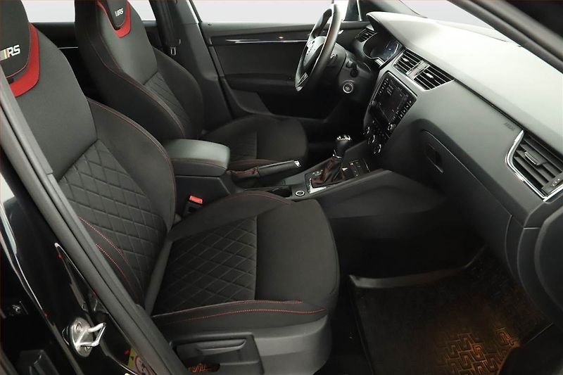 Škoda Octavia (2017) RS 2.0 TDI, Automat, Navi - fotka 7 z 17