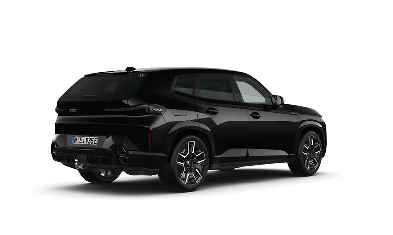 BMW XM 50e - fotka 2 z 4