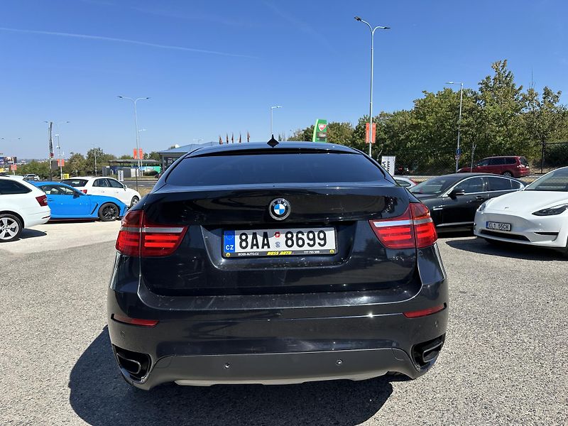 BMW X6 (2012) BMW X6 2012 - fotka 6 z 18