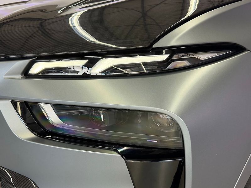 BMW X7 M60i xDrive LARTE DESIGN, B&W - fotka 7 z 40