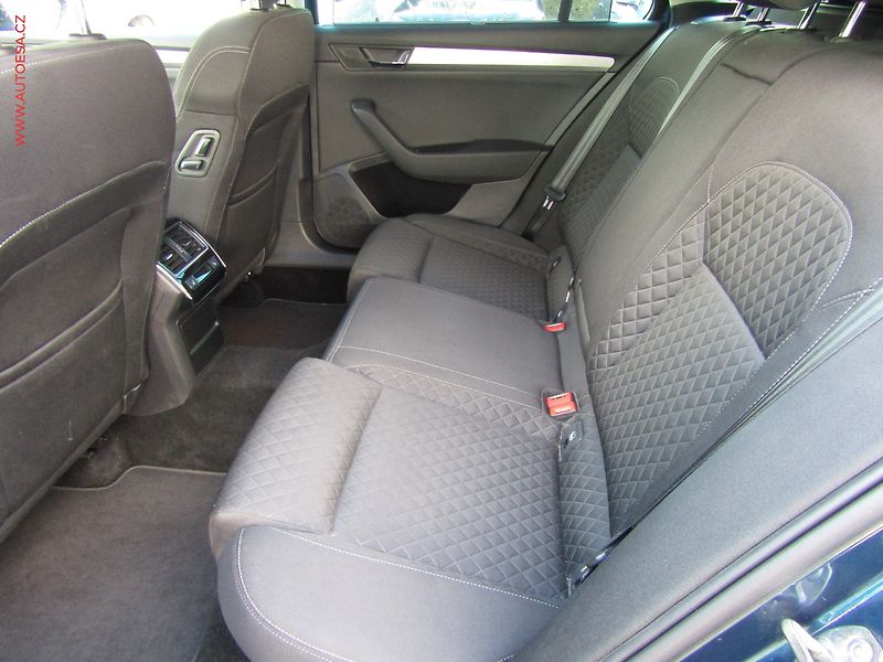 Škoda Superb (2019) 1.6 TDi, Style, DSG, bixen - fotka 10 z 23
