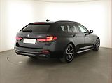 BMW Řada 5 (2021) 540i xDrive - náhled 4