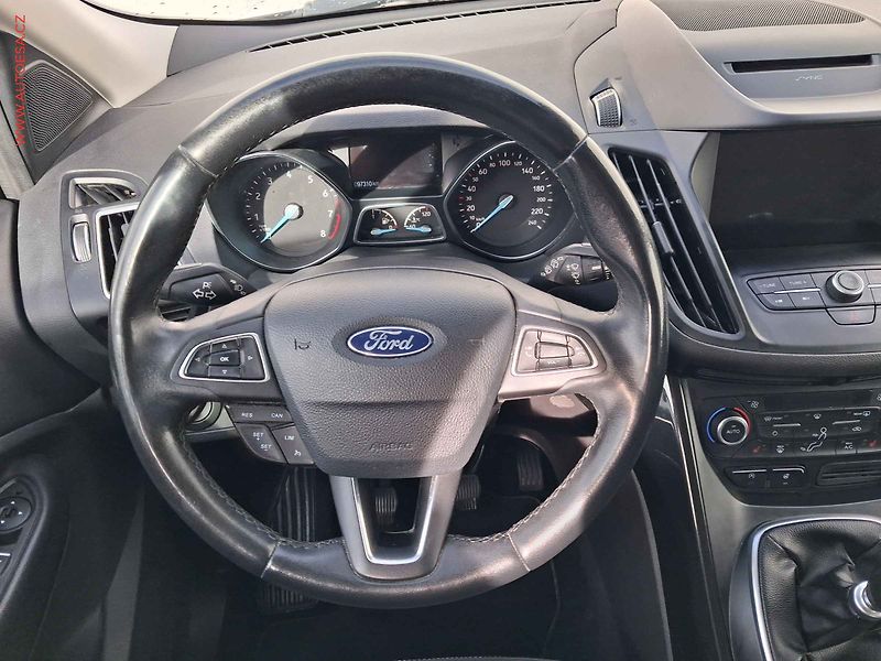 Ford Kuga (2019) 1.5 EB, 1.maj,ČR, Titanium - fotka 11 z 20