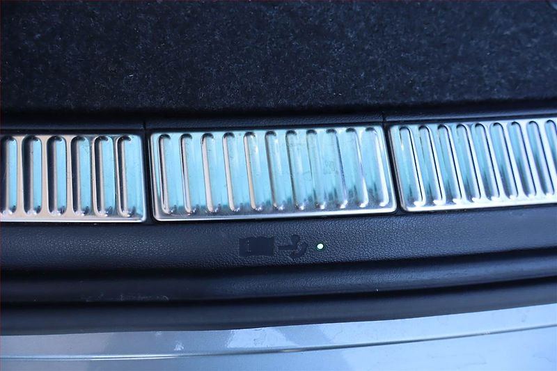 Škoda Superb (2020) Laurin&Klement 2.0 TDI - fotka 31 z 34