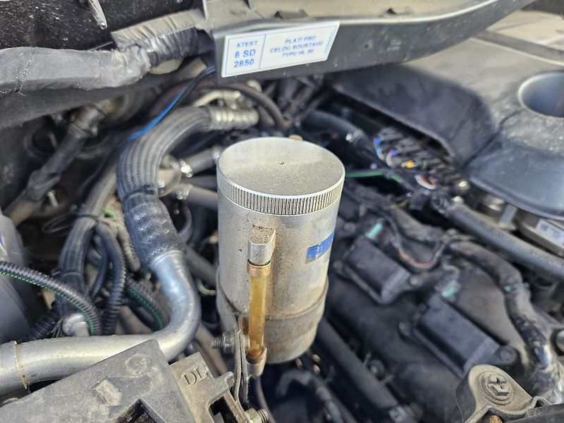 RAM 1500 (2019) 5.7HEMI + LPG LARAMIE - fotka 27 z 38