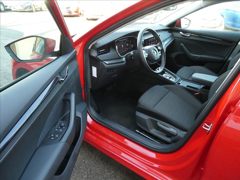 Škoda Octavia 2,0 TDI 110kW DSG Ambition,DPH - fotka 12 z 39