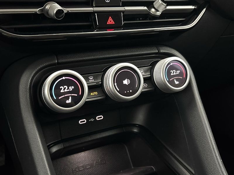 Škoda Kodiaq Selection 4x4 DSG - fotka 19 z 32