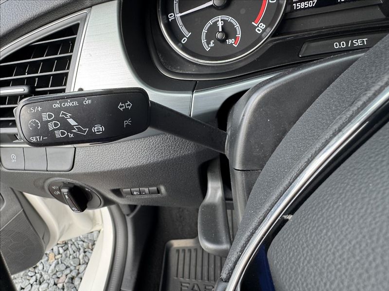Škoda Fabia 1,0 TSI DPH tažné 1.maj. ČR - fotka 30 z 50