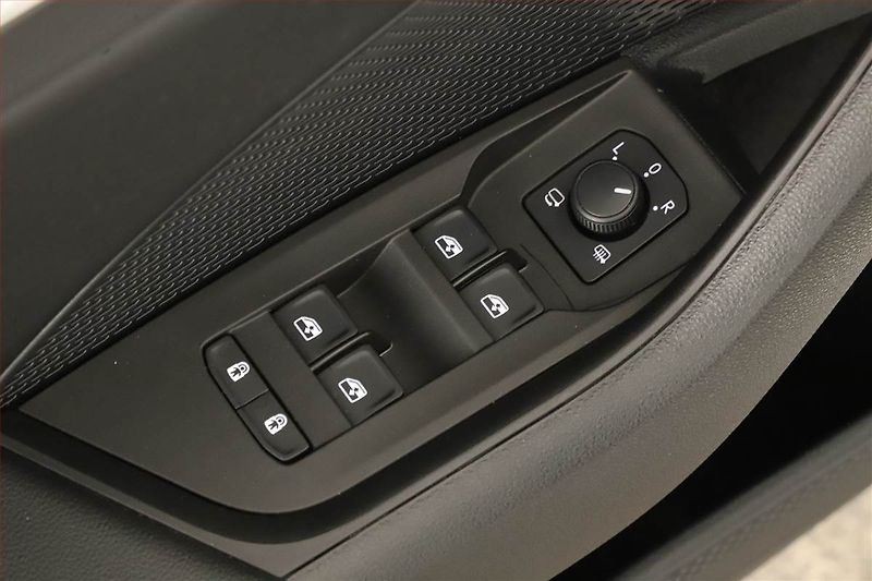 Škoda Octavia (2021) Style 1.5 TSI, ČR,1.maj, Navi - fotka 10 z 13