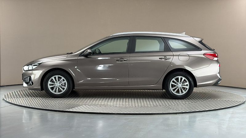 Hyundai i30 1.0 T-GDI Comfort Kombi - fotka 4 z 22