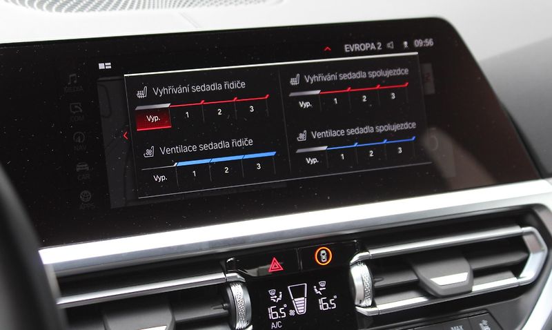 BMW M3 Competition M xDrive Sedan - fotka 15 z 26