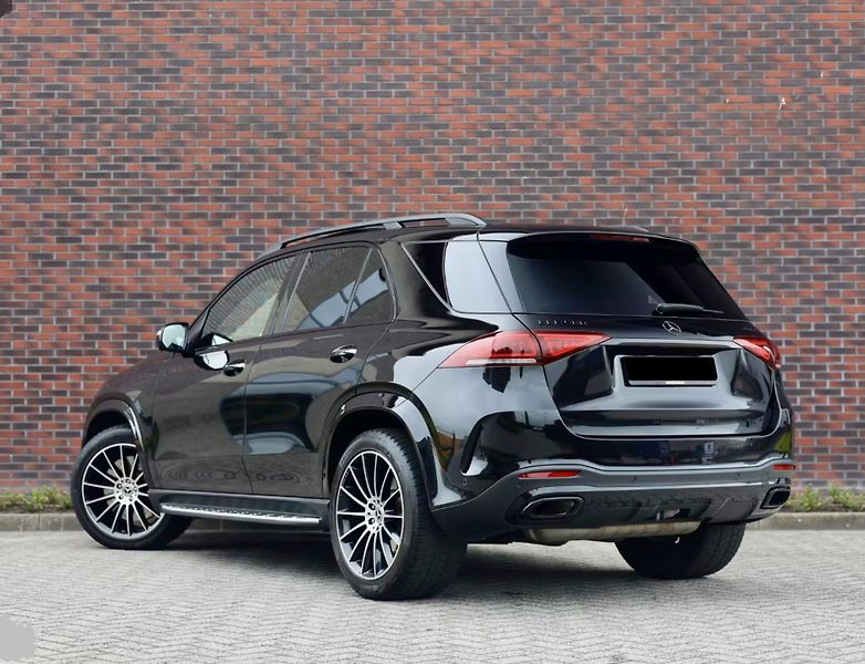Mercedes-Benz GLE (2023) 580 mHEV 4MATIC - fotka 2 z 40