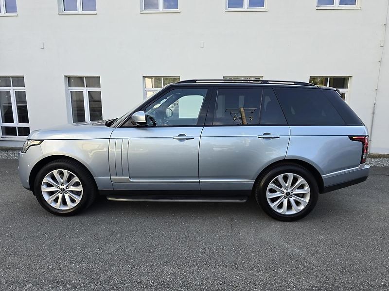 Land Rover Range Rover VOGUE 4,4 V8 250kW 4x4 TAŽNÉ - fotka 7 z 61