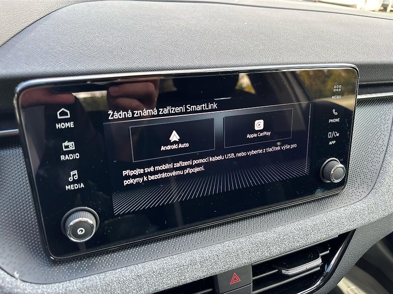 Škoda Kamiq 1.0TSI 85 kW SELECTION - fotka 17 z 27