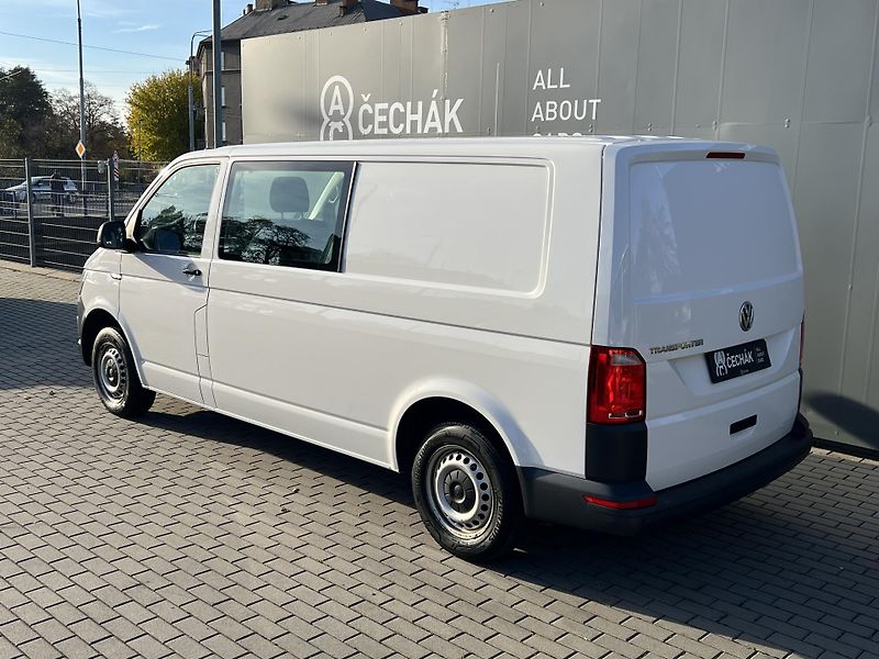 Volkswagen Transporter (2018) - fotka 29 z 33
