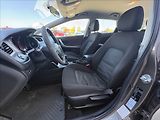 Kia Ceed 1,6 GDi 99 kw ČR 1. maj. servi - náhled 13