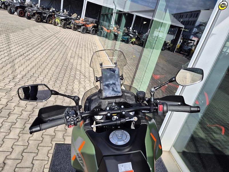 CFMOTO (2026) 1000 MT-X TOURING - fotka 23 z 43