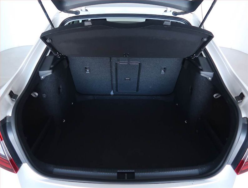 Škoda Octavia (2018) Style 1.6 TDI, Tempomat - fotka 13 z 17
