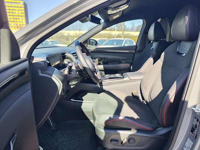 Hyundai Tucson 1.6 T-GDi/169kW HEV N-Line STL - fotka 19 z 43