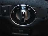 Mercedes-Benz GLA (2017) 220 d 4MATIC, 4X4 - náhled 23