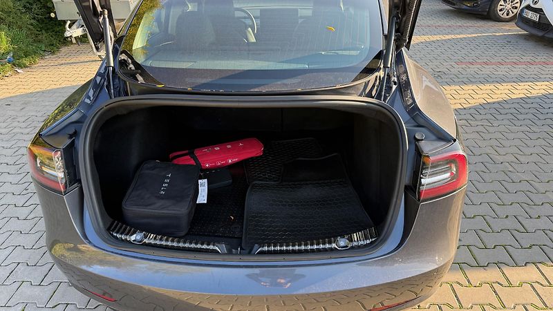 Tesla Model 3 (2020) LR AWD, tažné, EAP, odpočet - fotka 5 z 11